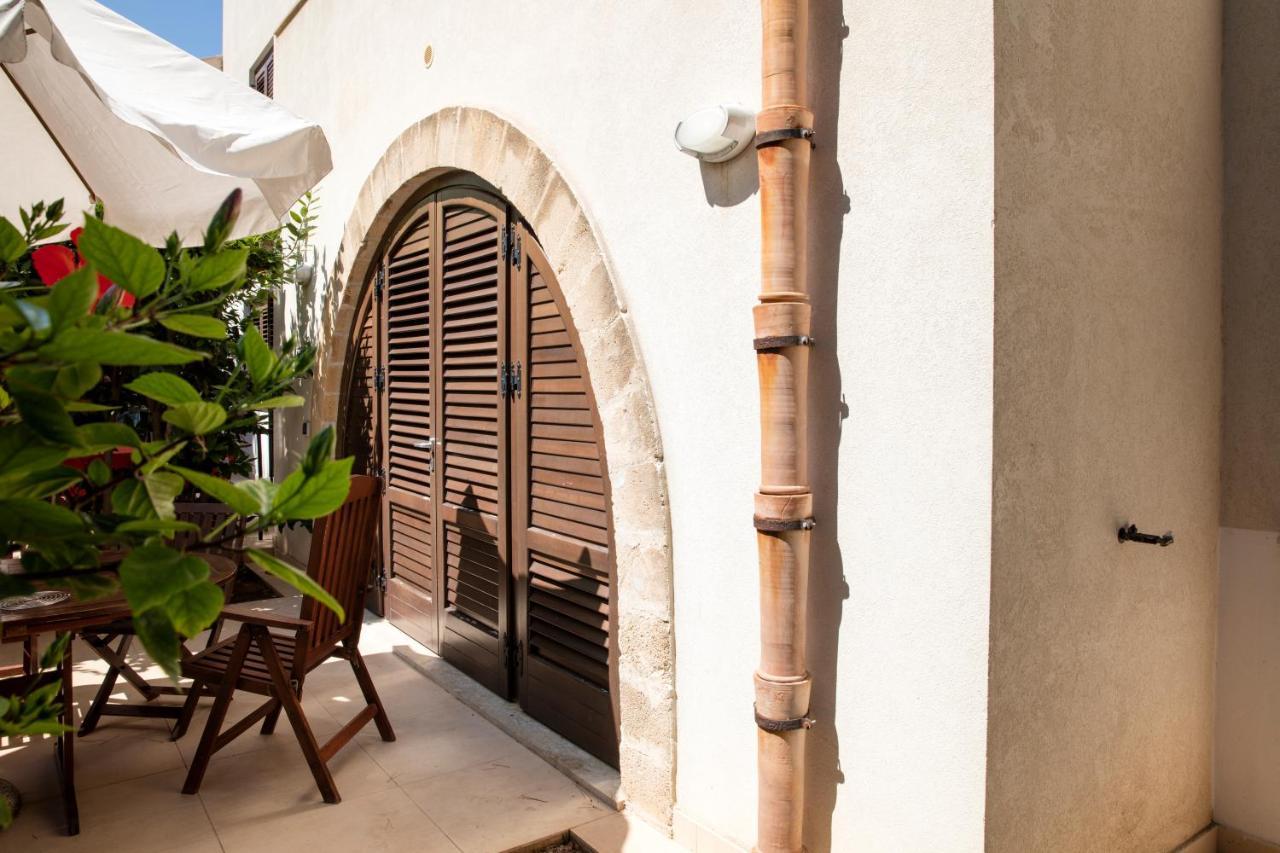 Il Borgo Del Principino Aparthotel ฟาวีญานา ภายนอก รูปภาพ