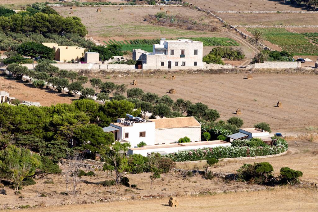 Il Borgo Del Principino Aparthotel ฟาวีญานา ภายนอก รูปภาพ