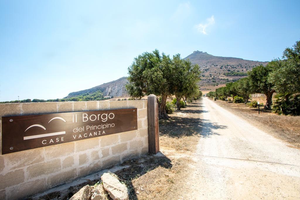 Il Borgo Del Principino Aparthotel ฟาวีญานา ภายนอก รูปภาพ